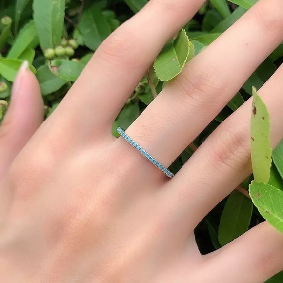 925 Sterling Silver Classic Turquoise Stackable Ring - Picture 6 of 10
